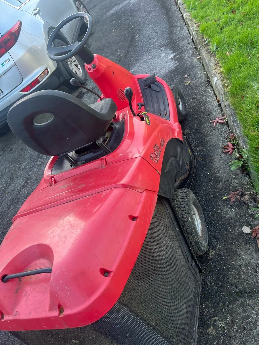 Twin cut ride on - Image 4