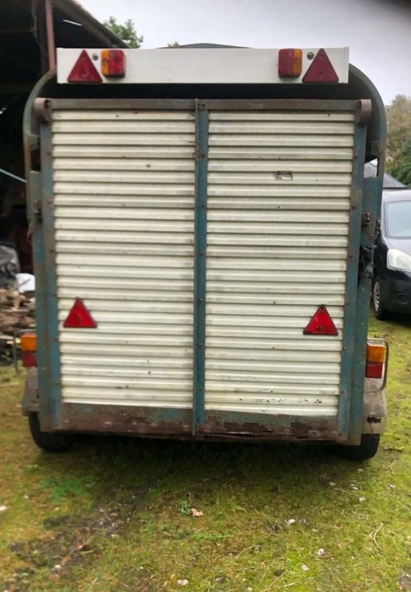 Cattle trailer - Image 2