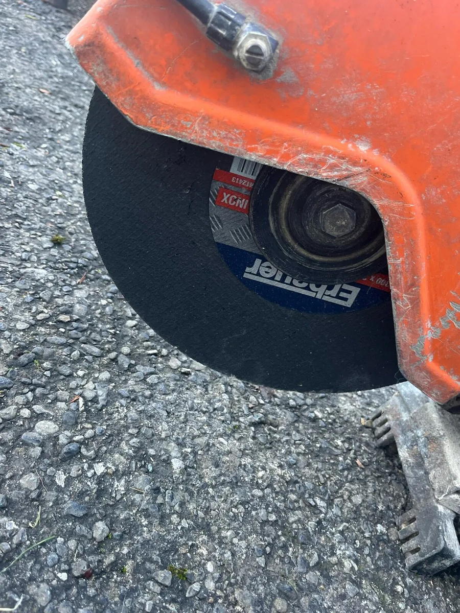 Sthil ts400 Consaw - Image 3