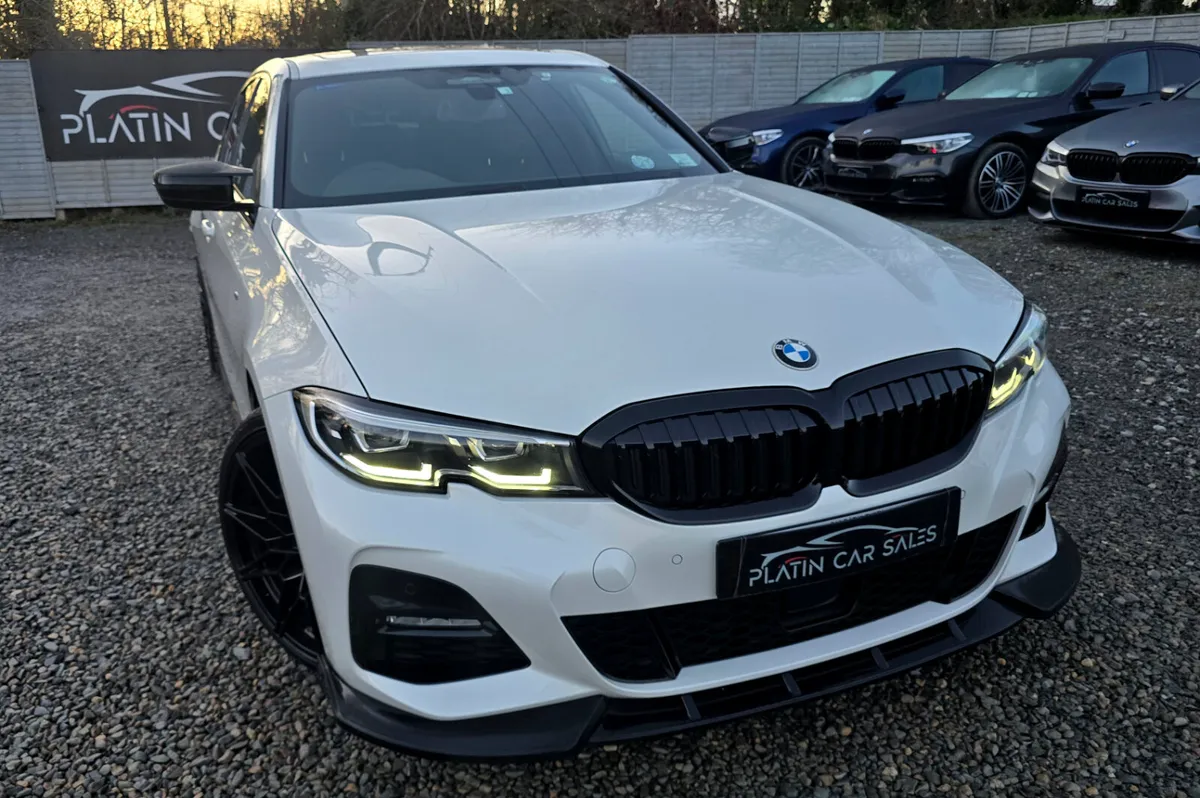 🔥2020 BMW 330e M-sport Automatic Petrol plug in H - Image 3