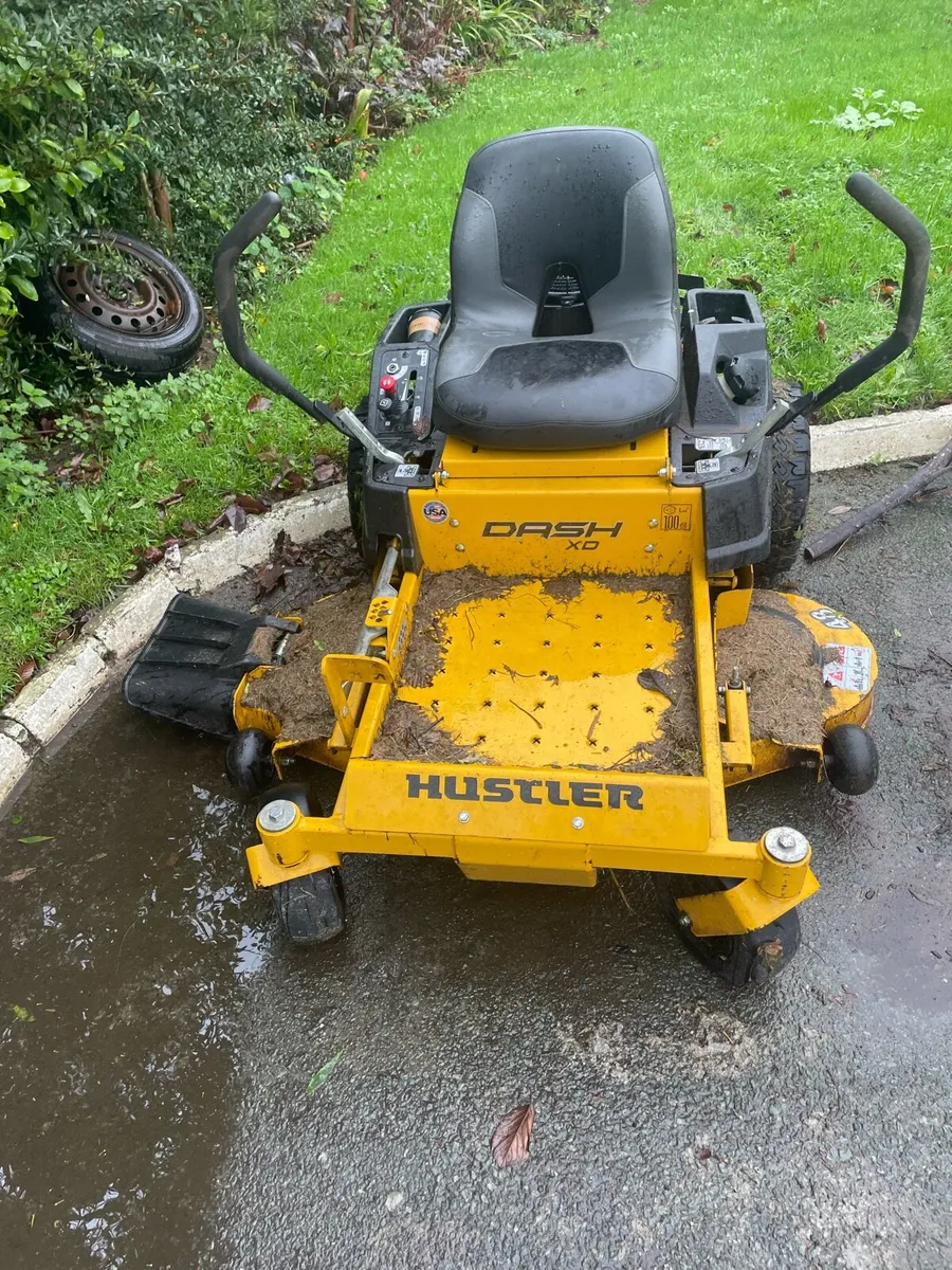 Zero turn lawnmower - Image 3