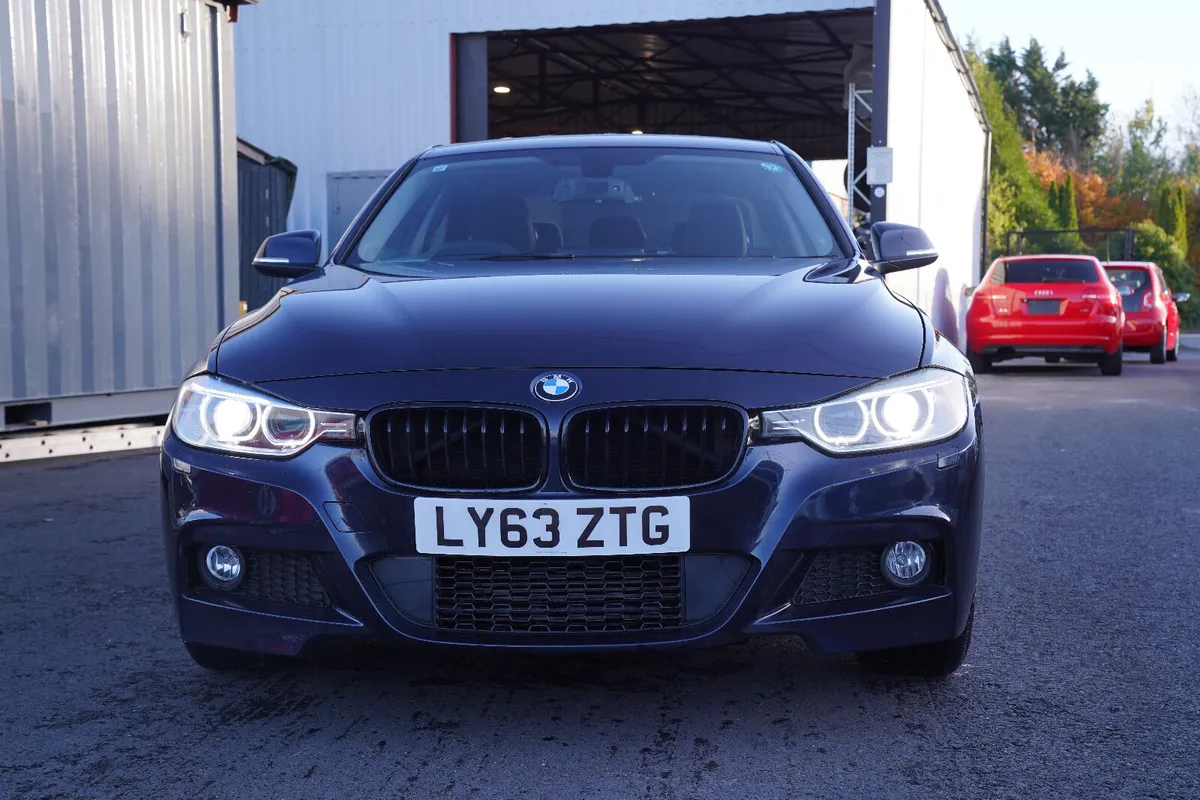 BMW 320D 2013 BLUE - Image 1