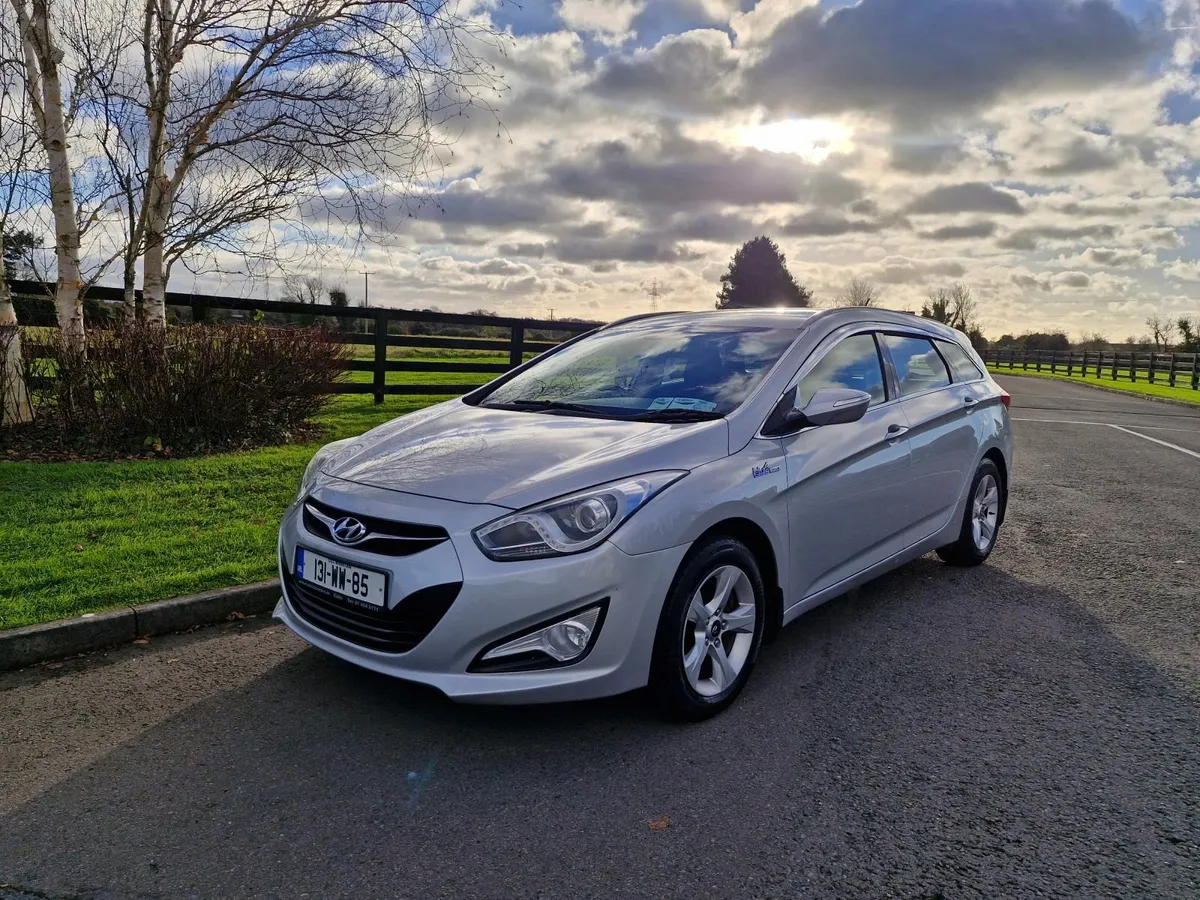 Hyundai i40 Estate Diesel (NCT TESTED & TAXED)!!! - Image 2