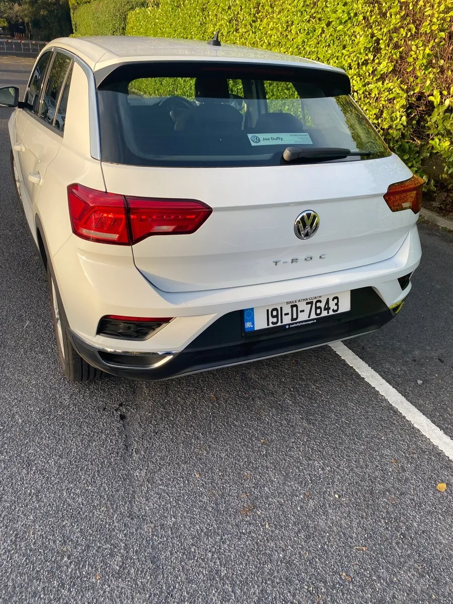 191 Volkswagen T-Roc 1.0   TSI  M6F  115HP  5DR - Image 3