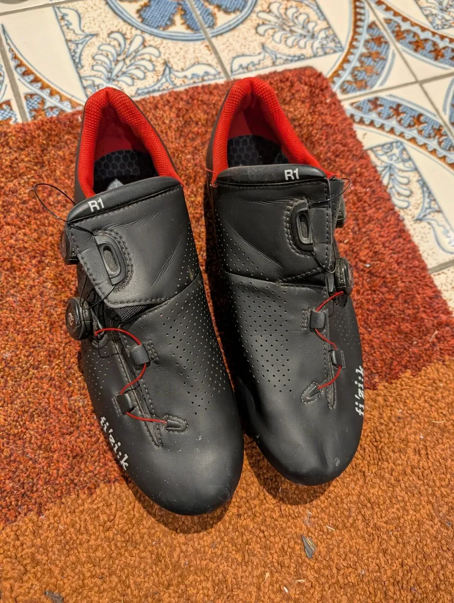 Fizik R1 Cycling Shoes - Image 2