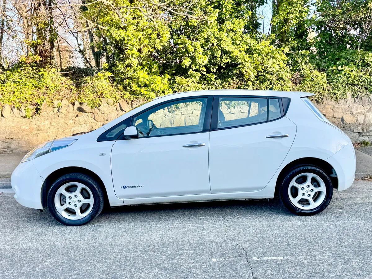 Nissan Leaf 2016!!!! ONLY 41K MILES !!! - Image 4