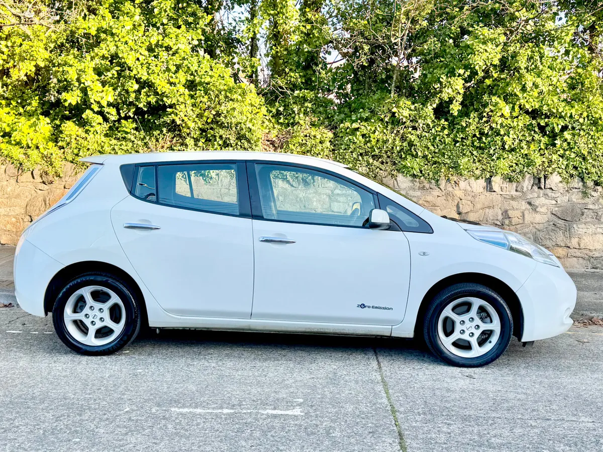 Nissan Leaf 2016!!!! ONLY 41K MILES !!! - Image 3
