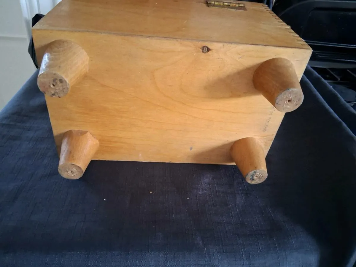 Old Shoe Shine Box - Image 4