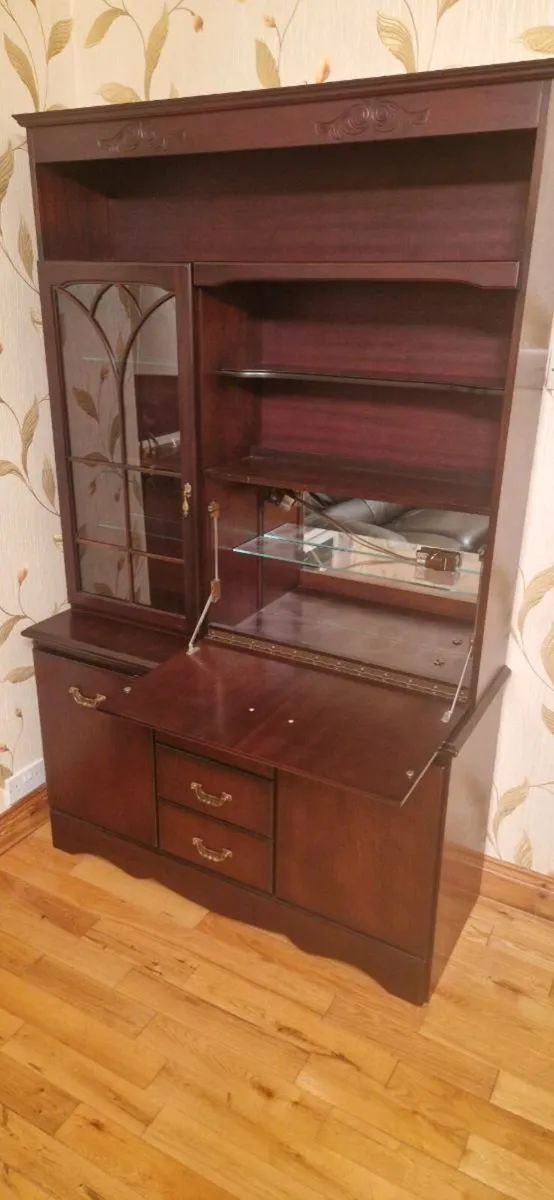 Rossmore mahogany dresser unit - Image 2