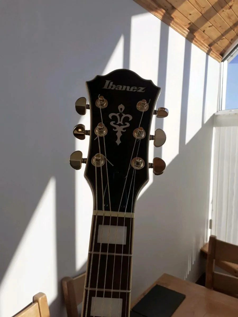 Ibanez guitar - Image 3