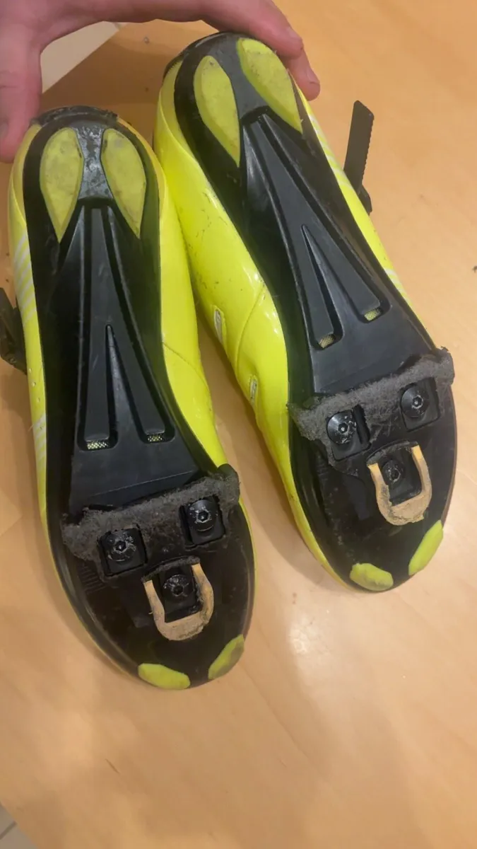 Cycling shoes - Image 3