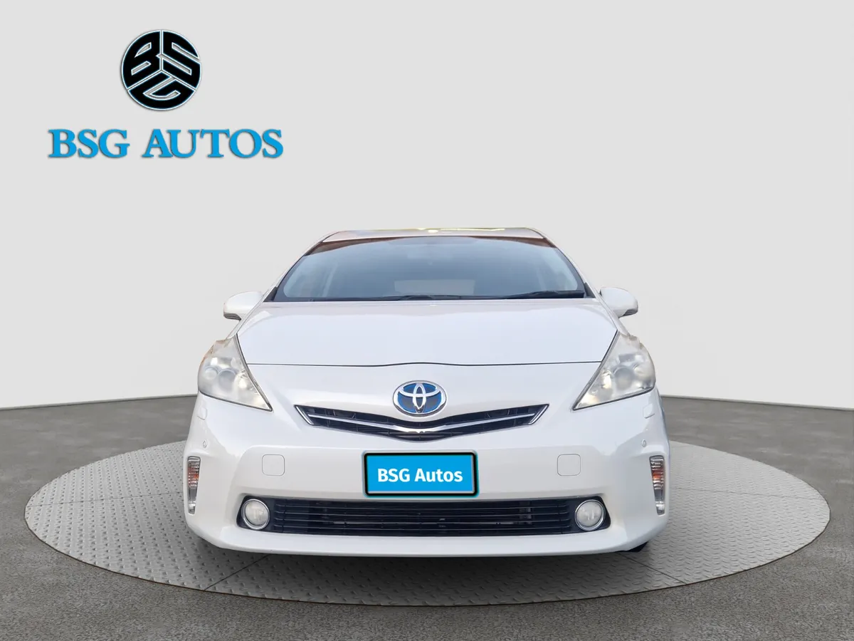 2013 TOYOTA PRIUS ALPHA *7 SEATER* AUTO HYBRID - Image 2