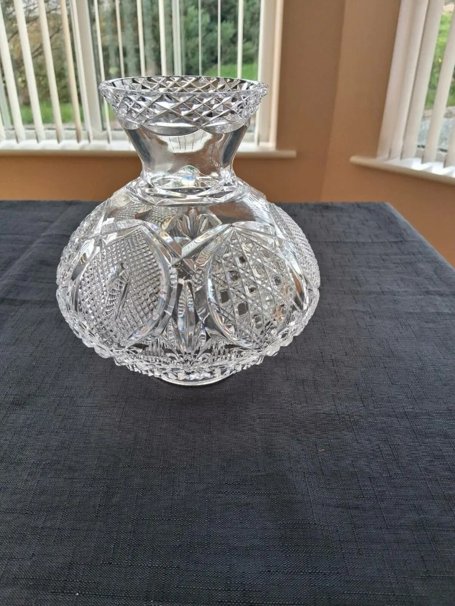 Large Crystal Globe - Image 1