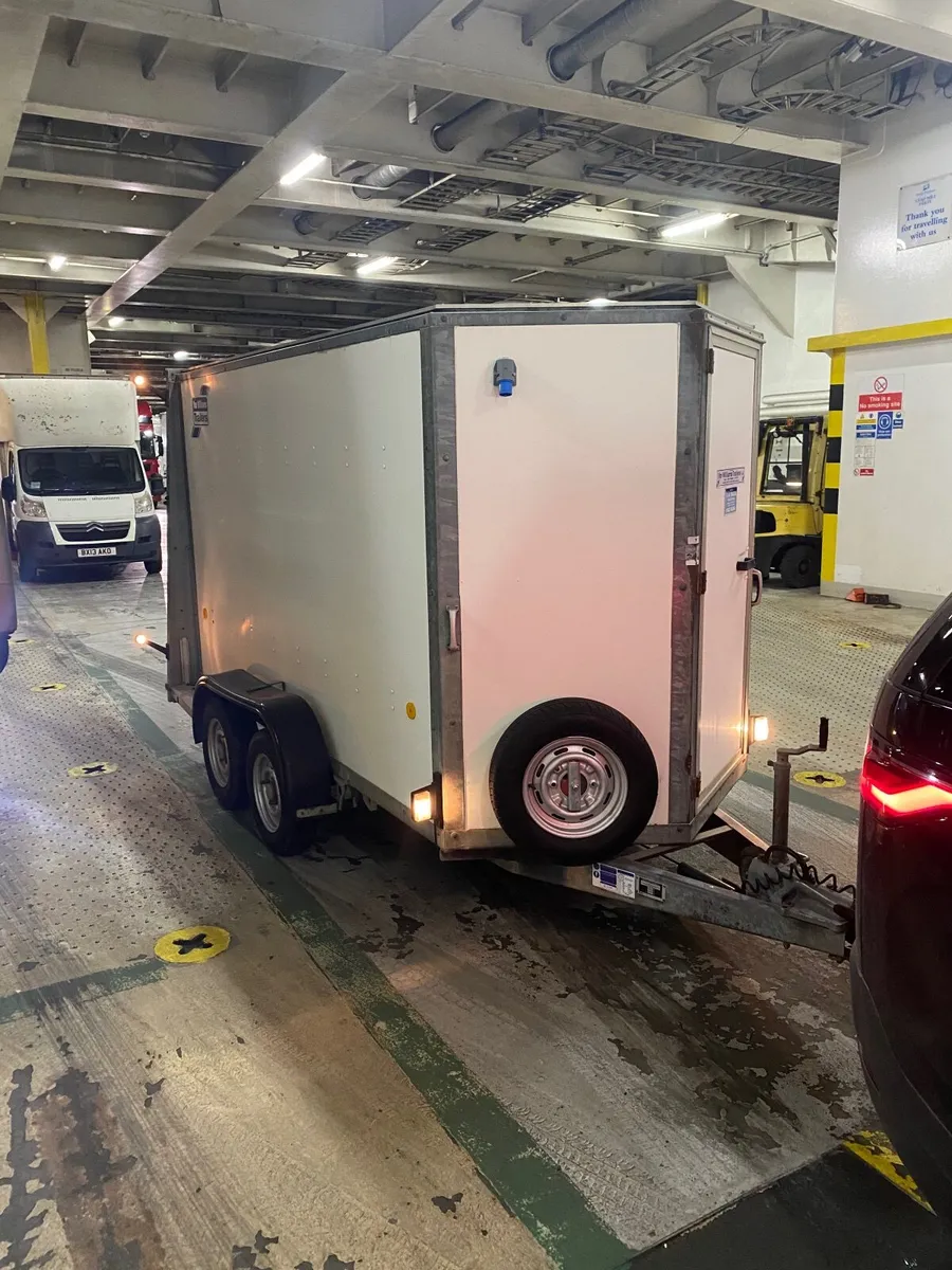 Ifor Williams BV105 10ft Box Van Trailer - Image 3