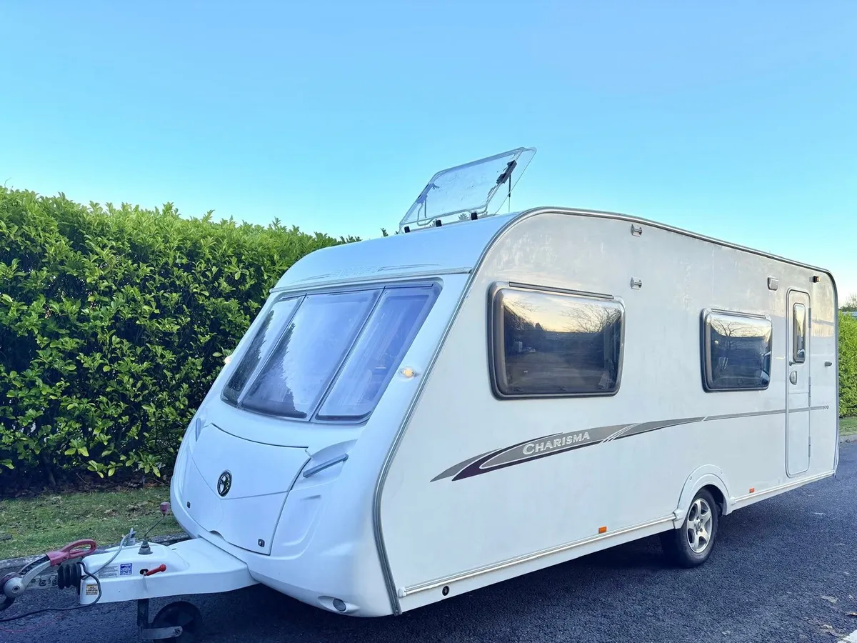 6/7 berth Swift Caravan - Image 1