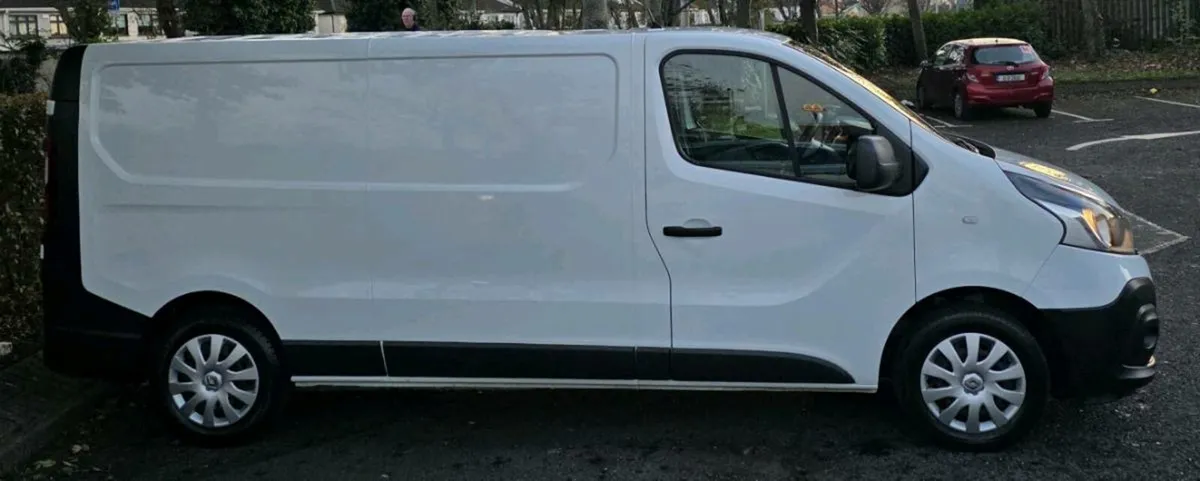 RENAULT TRAFIC 2019 LWB * NO VAT* - Image 4