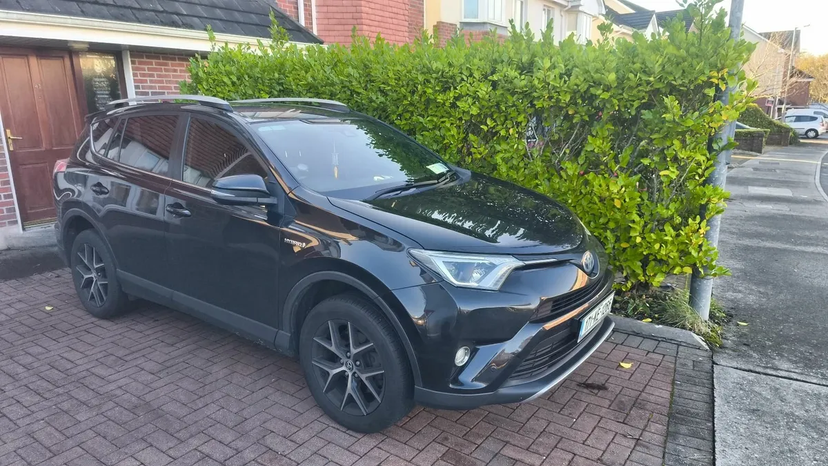 Toyota RAV4 2017 - Image 1