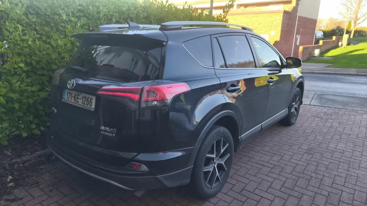 Toyota RAV4 2017 - Image 4