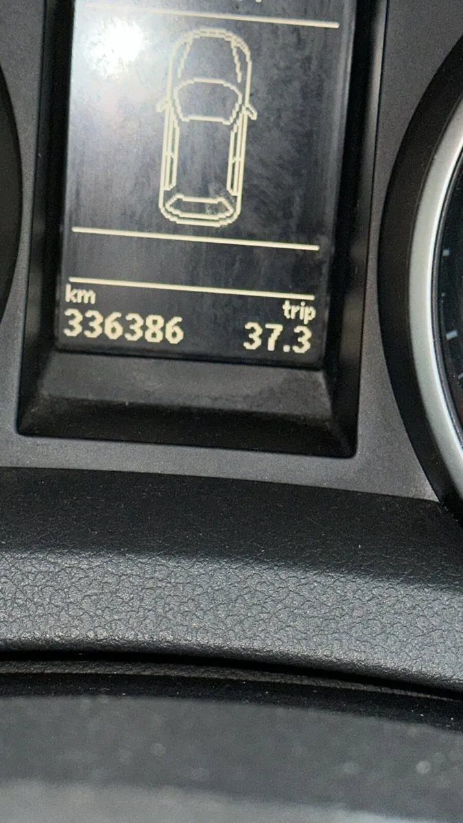 Volkswagen Golf 1.6 diesel. - Image 4