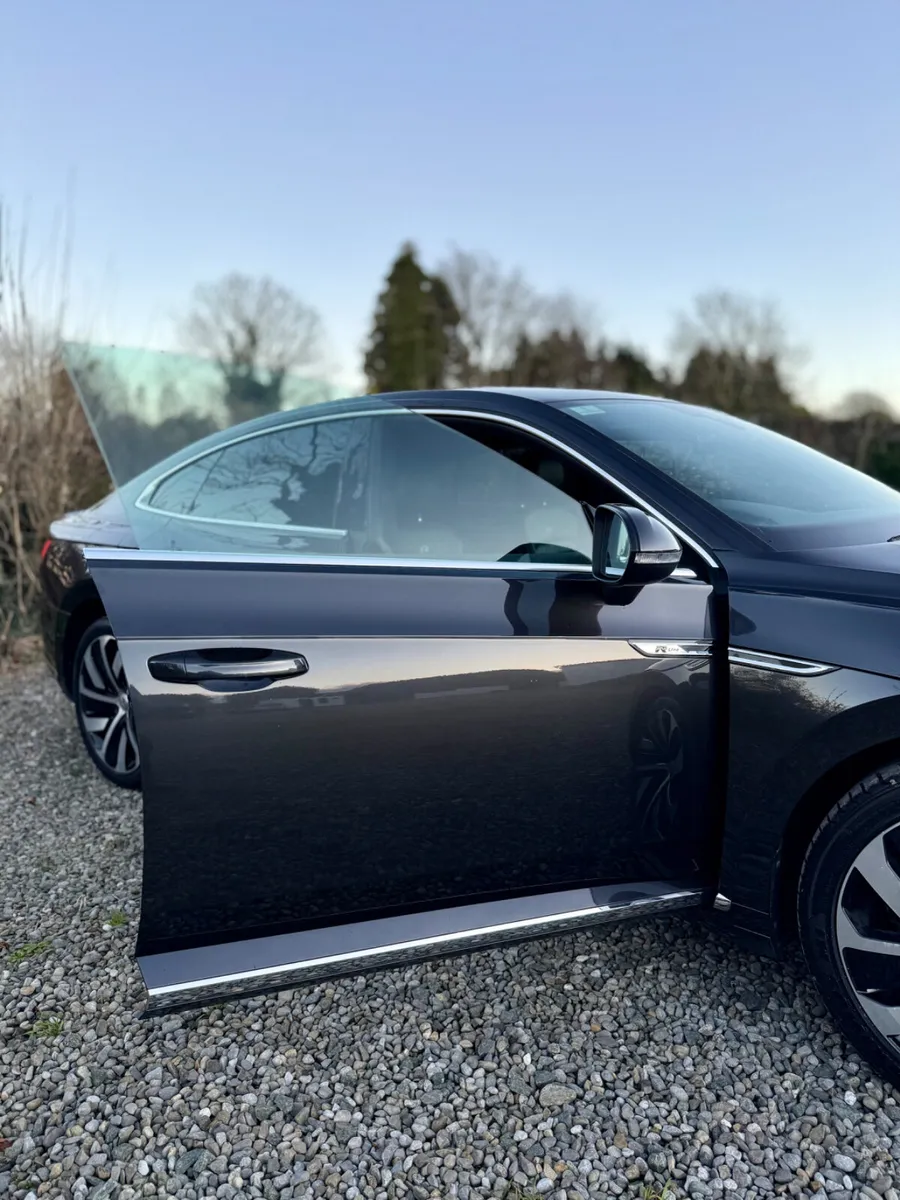 2019 Volkswagen Arteon 2.0TDI 150HP R-LINE Auto - Image 4