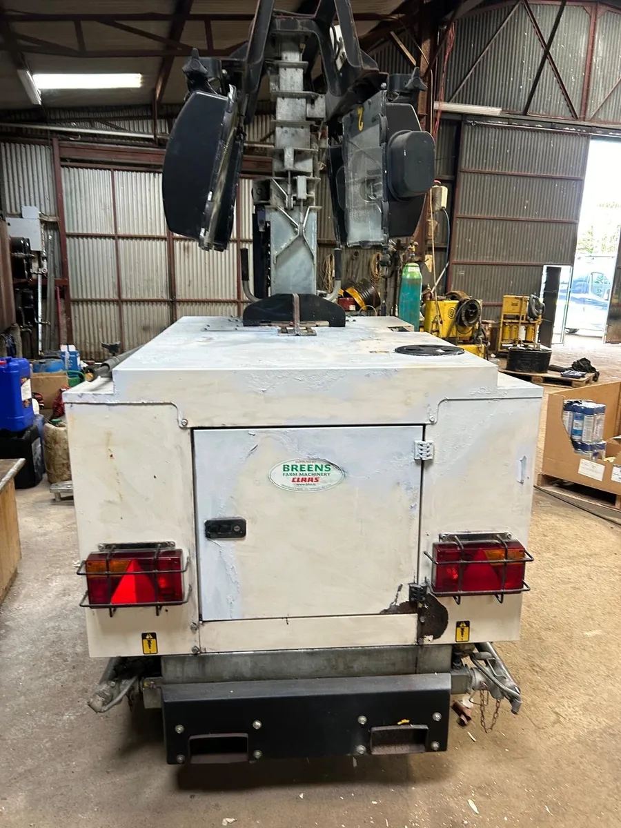 Tower Lights - Image 2