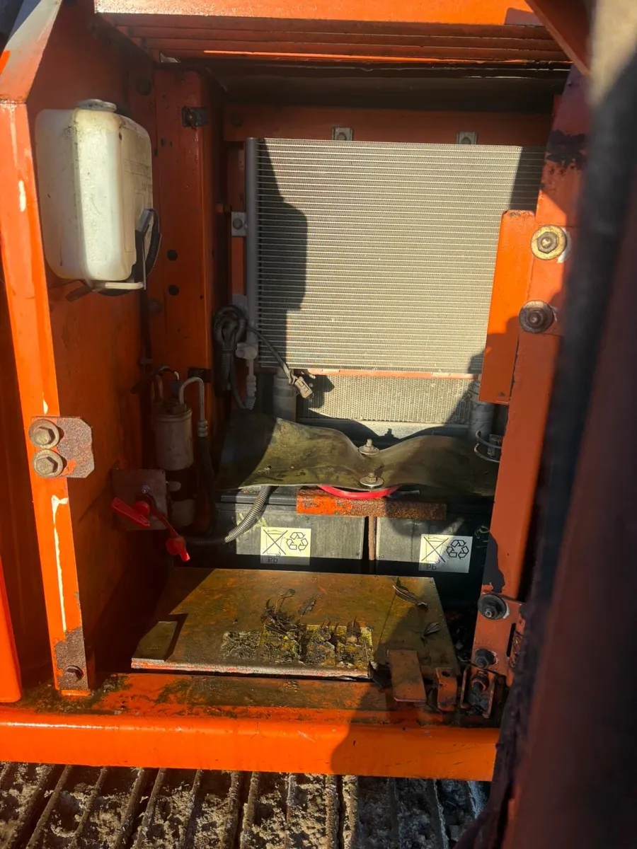 Hitachi zaxis 70 LC -1 - Image 4