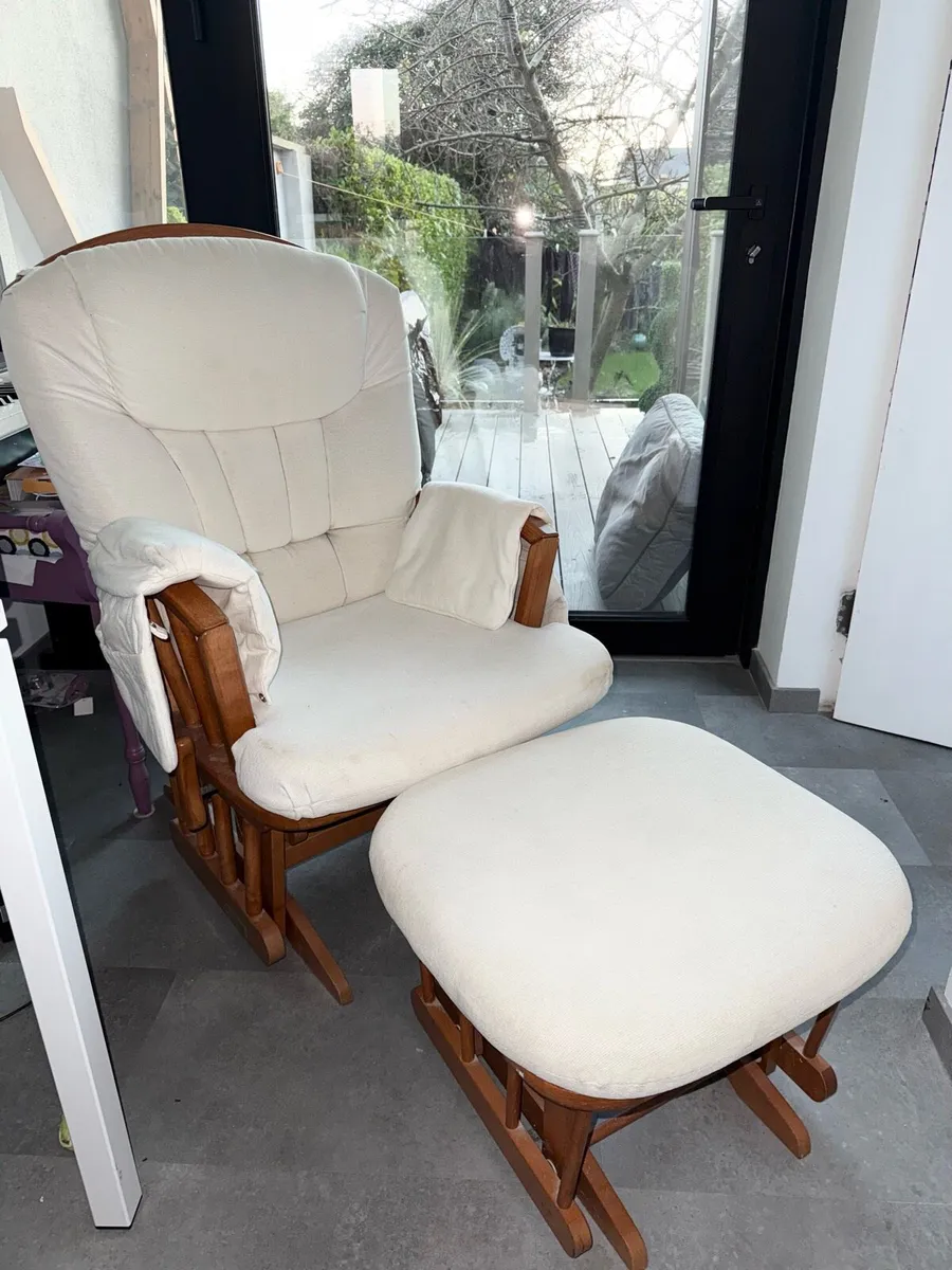 Mama’s & Paps’s rocking chair - Image 1