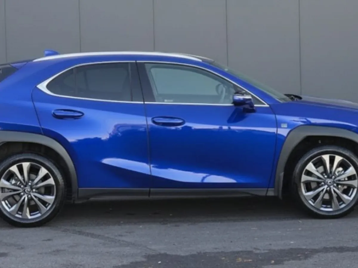 Lexus UX 2.0 Hybrid F-Sport 5dr - Image 4