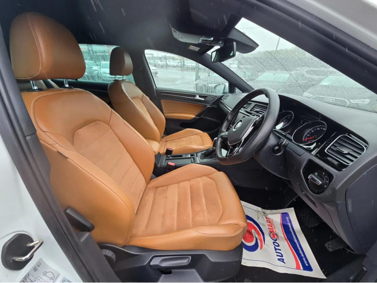 Volkswagen Golf (152) 1.4 TSI SPECIAL TAN LEATHER - Image 4