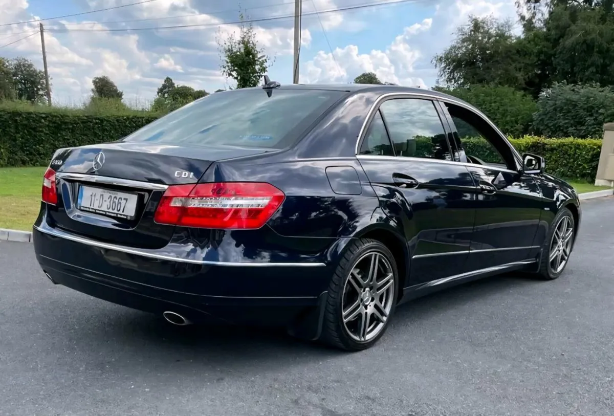 Mercedes Benz E350 - Image 4