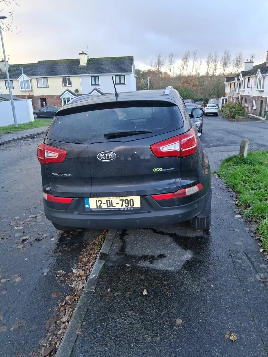 Kia Sportage 2012 - Image 2