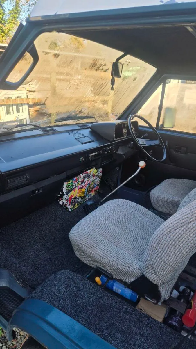 1983 VW camper - Image 3