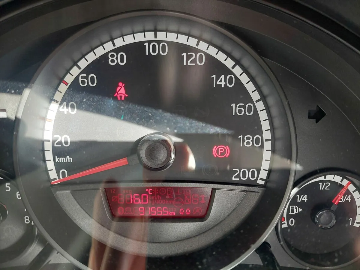 Volkswagen up! 2014 - Image 2