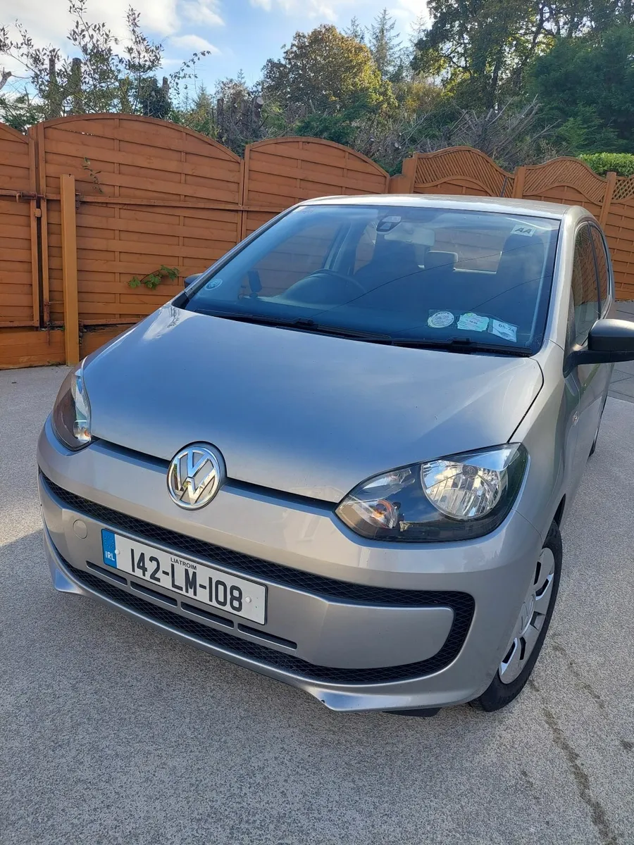 Volkswagen up! 2014 - Image 1