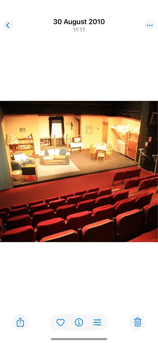 Theatre set - Image 1