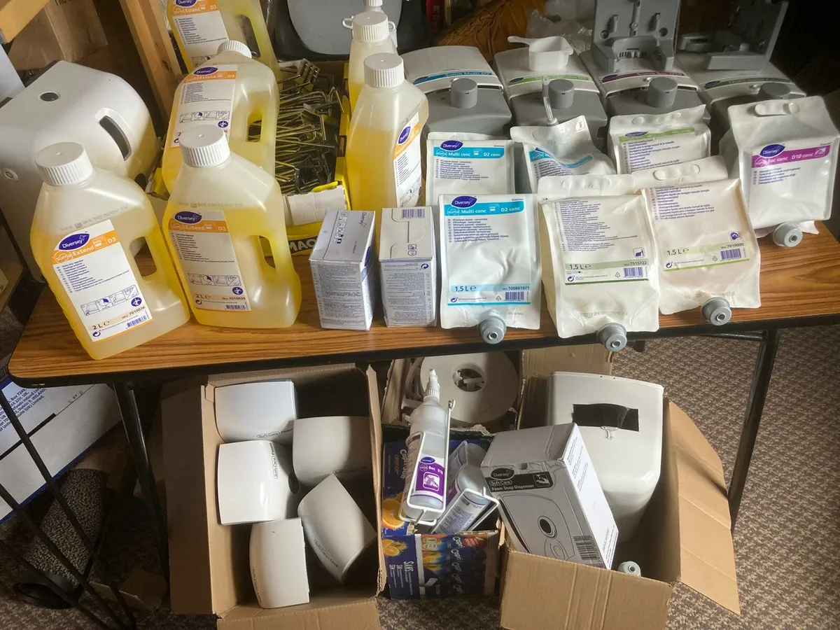 Cleaning stuff - Image 3