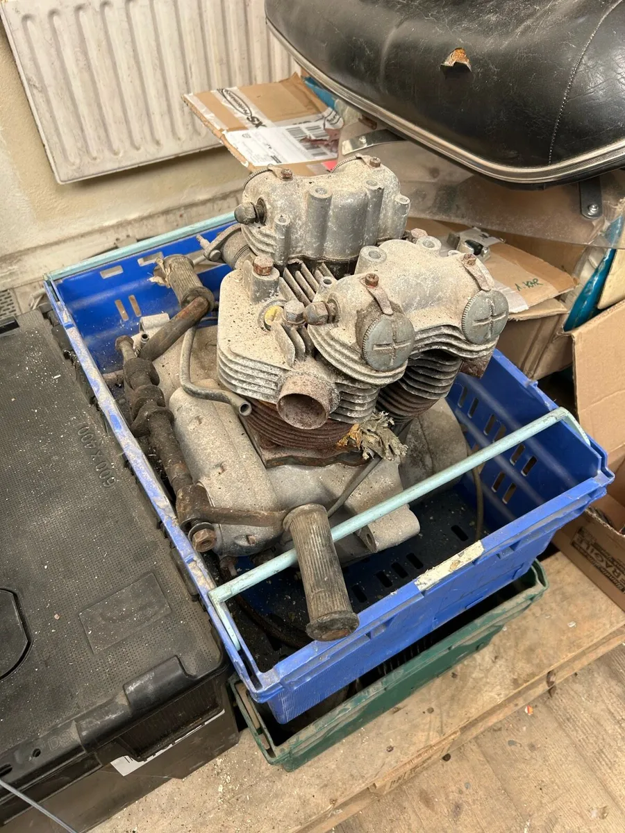 Triumph 650 - Image 4