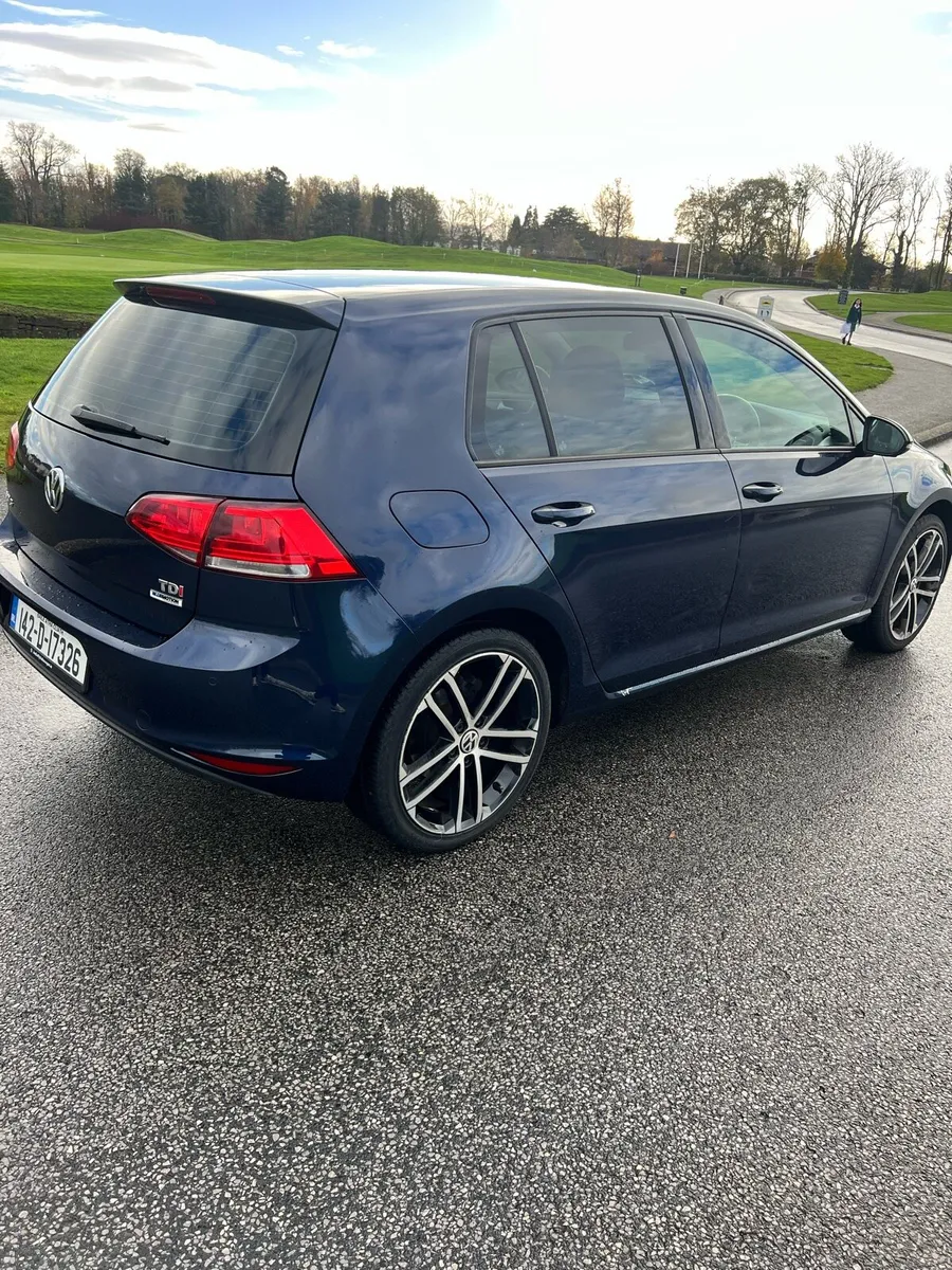 Volkswagen Golf 1.6 TDI BLUE MOTION - Image 2