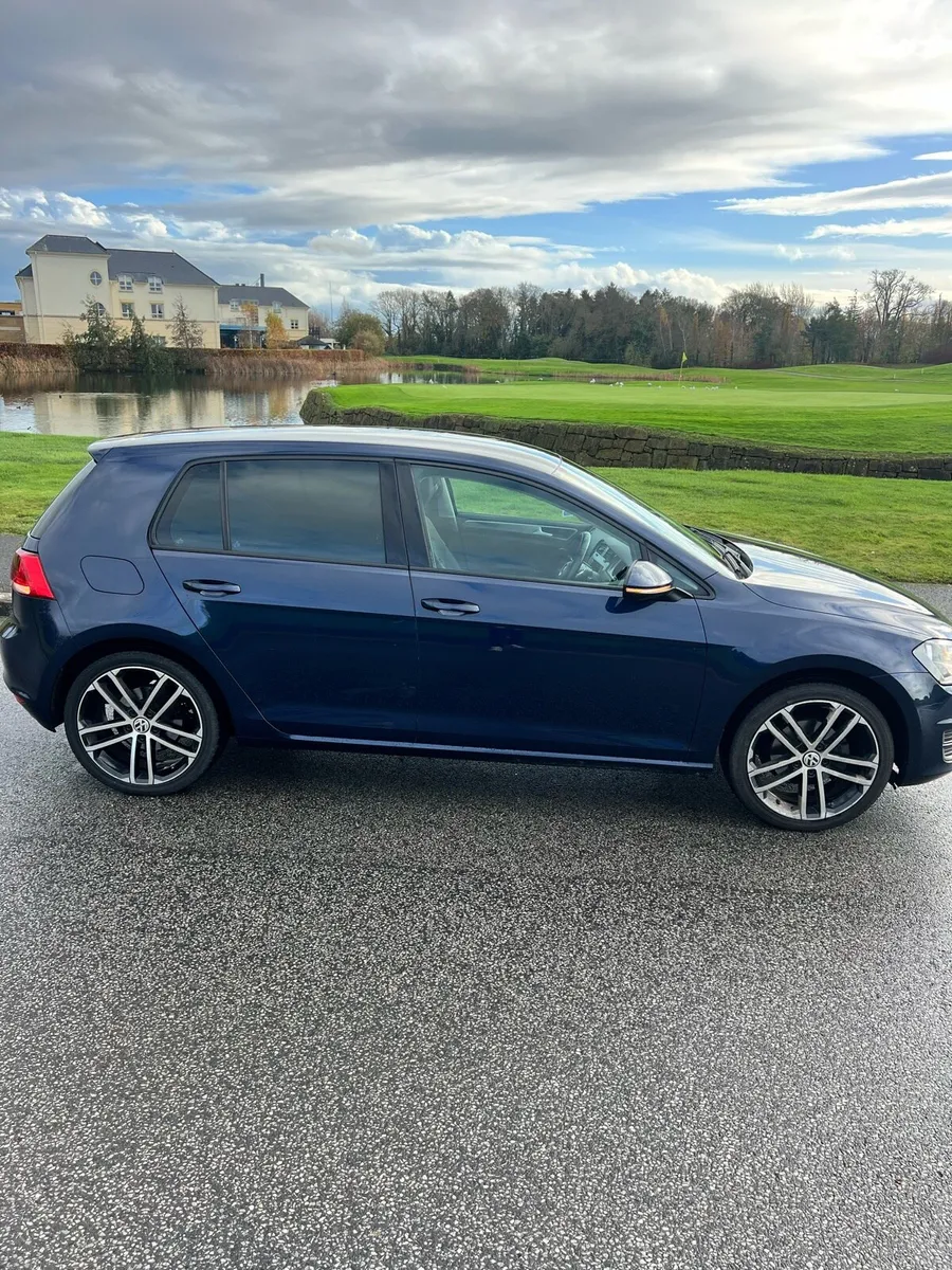 Volkswagen Golf 1.6 TDI BLUE MOTION - Image 4
