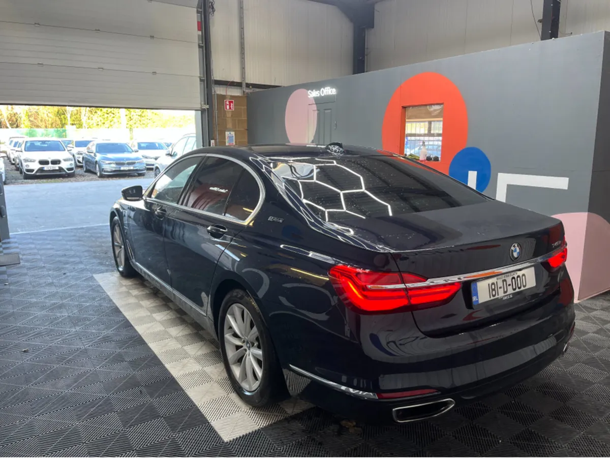 BMW 7-Series 2018 BMW 7 SERIES 2.0L HYBRID / 14K K - Image 4
