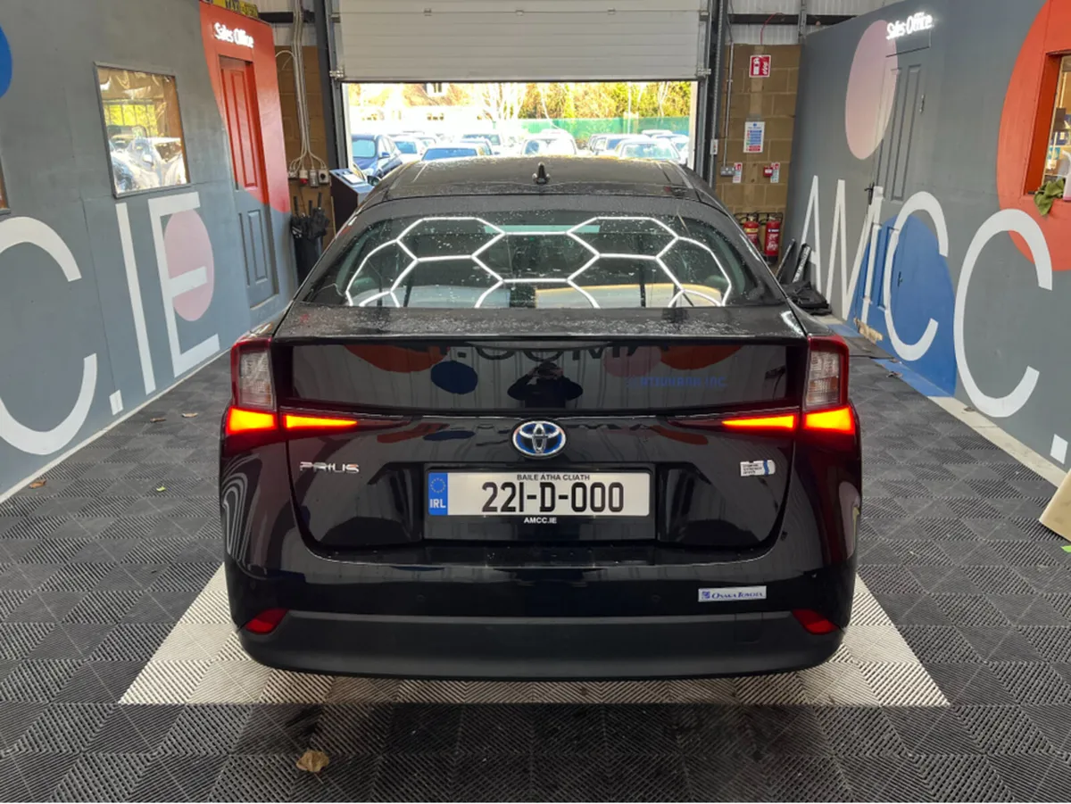 Toyota Prius 2022 TOYOTA PRIUS 1.8L HYBRID / 92K K - Image 3