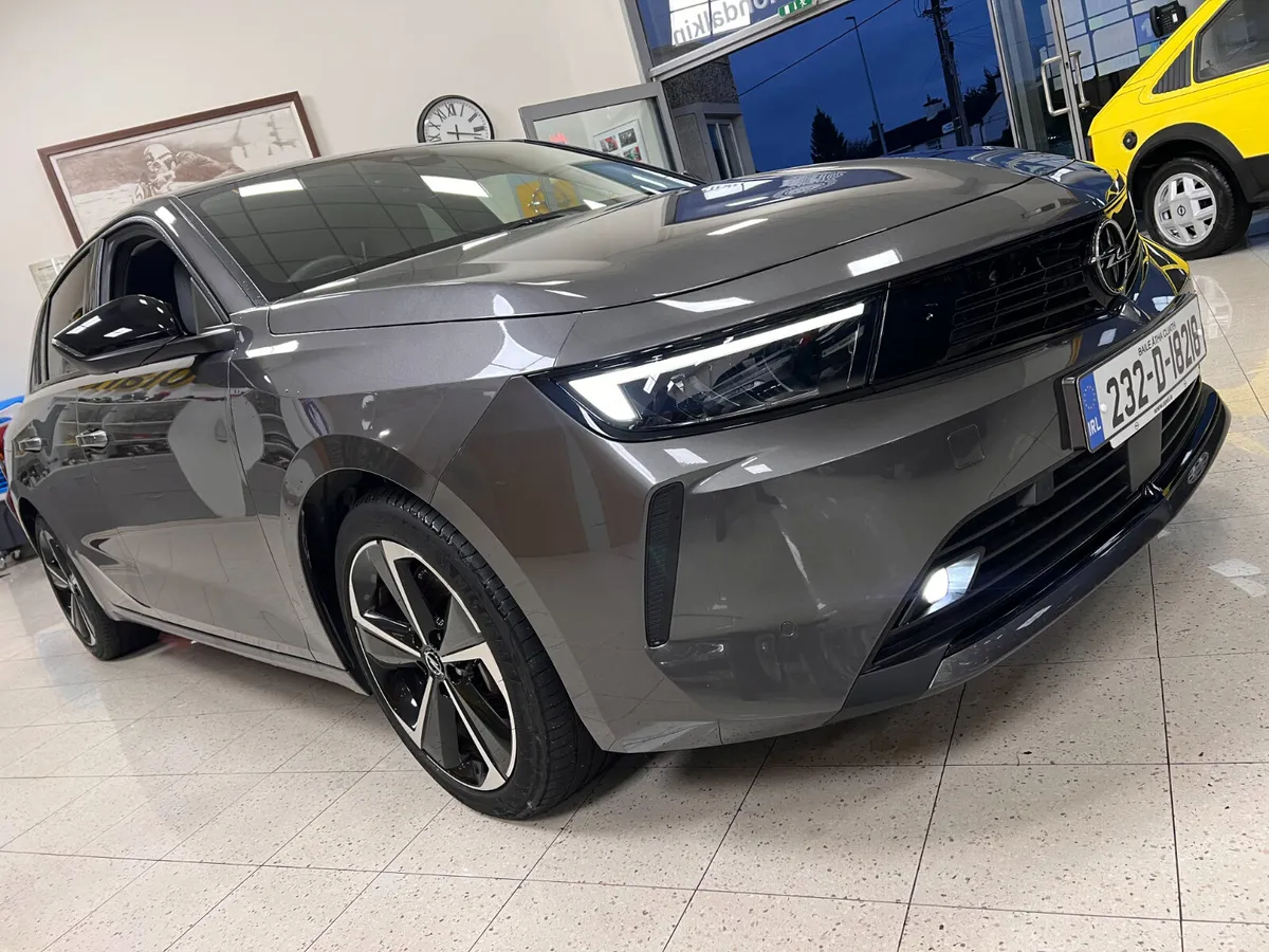 PHEV HYBRID AUTOMATIC PETROL Huge Spec One Owner S - Image 2