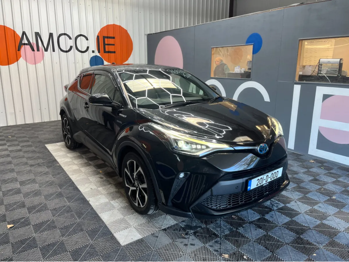 Toyota C-HR 2020 TOYOTA C-HR 1.8L HYBRID / 60K KMS - Image 1