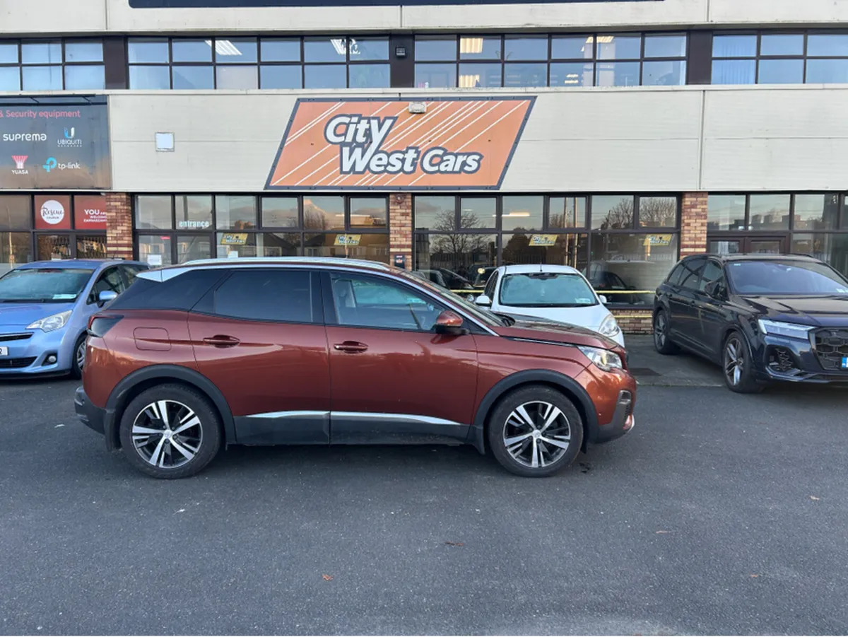 Peugeot 3008 AUTOMATIC/DIESEL///TINY KILOMETRES/// - Image 1