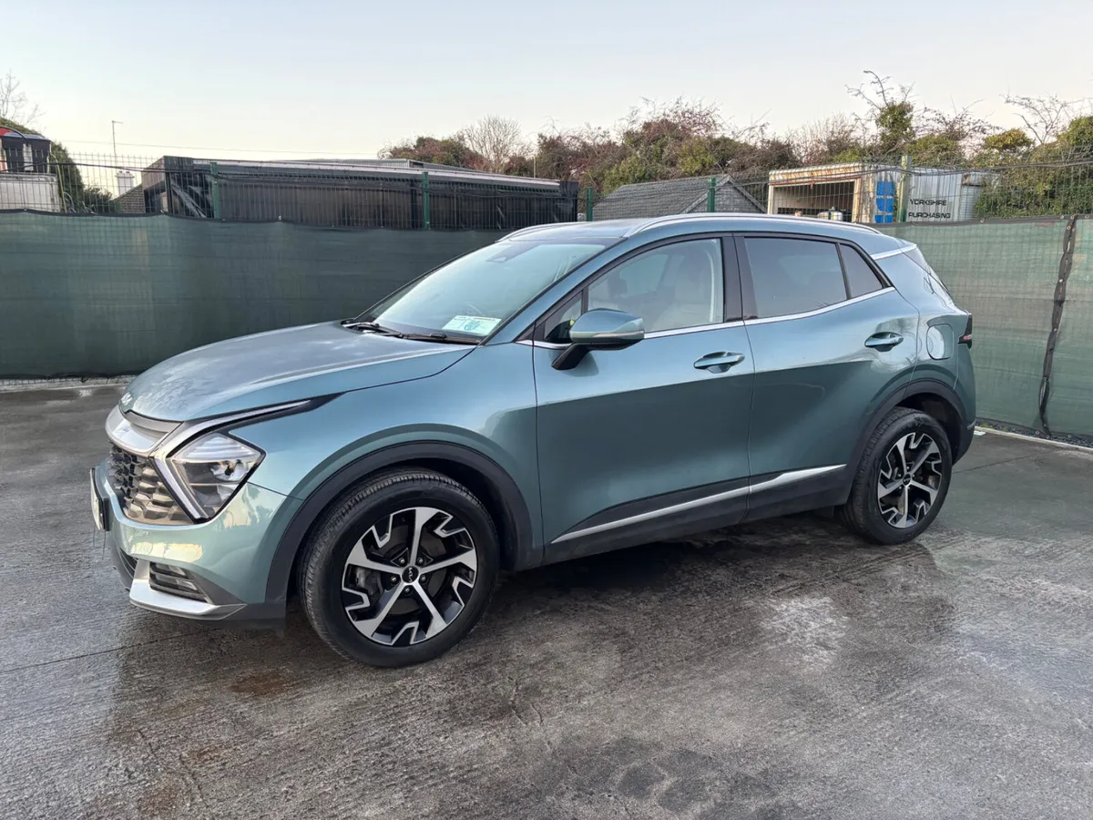 221 Kia Sportage  Light Damage - Image 2