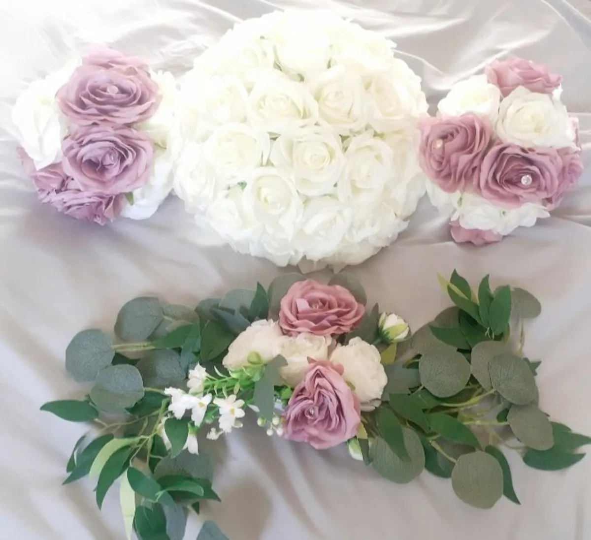 Wedding bouquets - Image 1