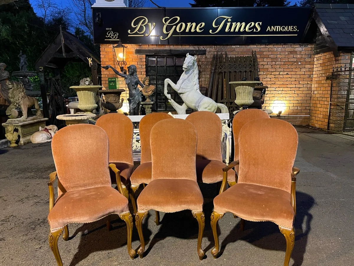 Set 8 dining chairs perfect for 🎅 🎄 Christmas - Image 4