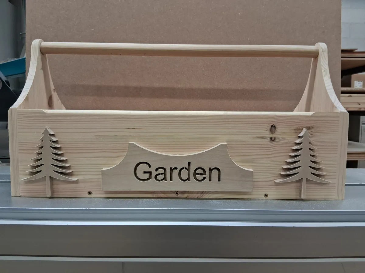 Gardening tool box - Image 1