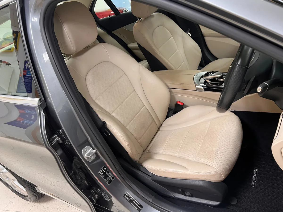 ONLY 44,000 Kms Top Spec One Owner AVANTGARDE Auto - Image 4