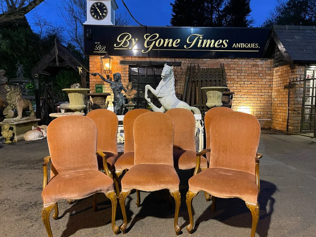 Set of 8 dining chairs perfect 🎄 🎅 Christmas - Image 4